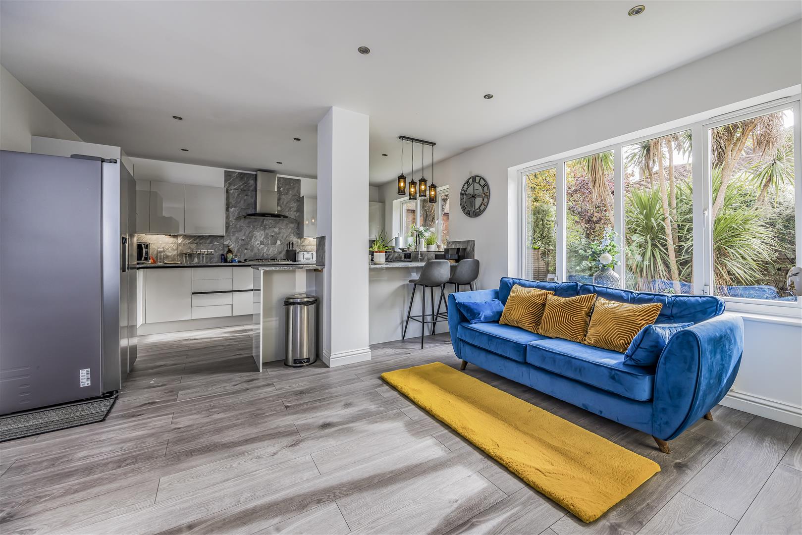 house - detached for sale highlands road