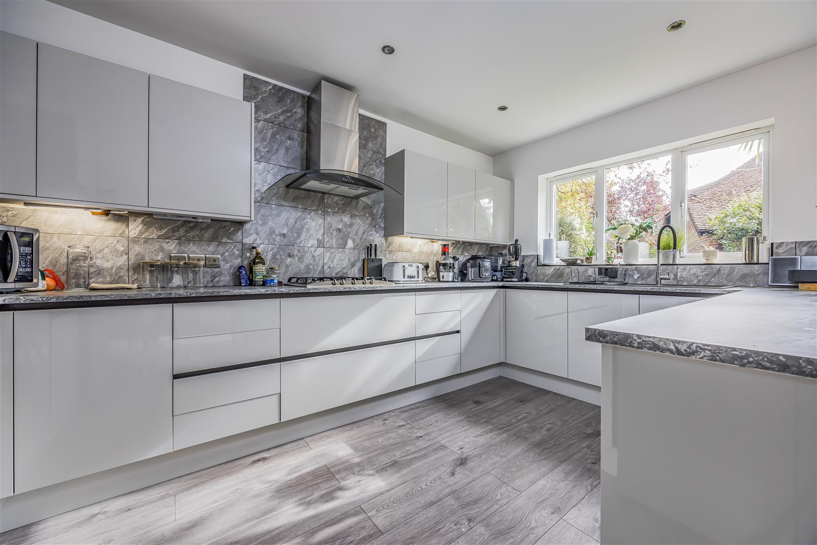 house - detached for sale highlands road