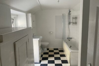 house - terraced for rent pontshonnorton road