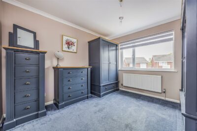 house - link detached for sale lisle way