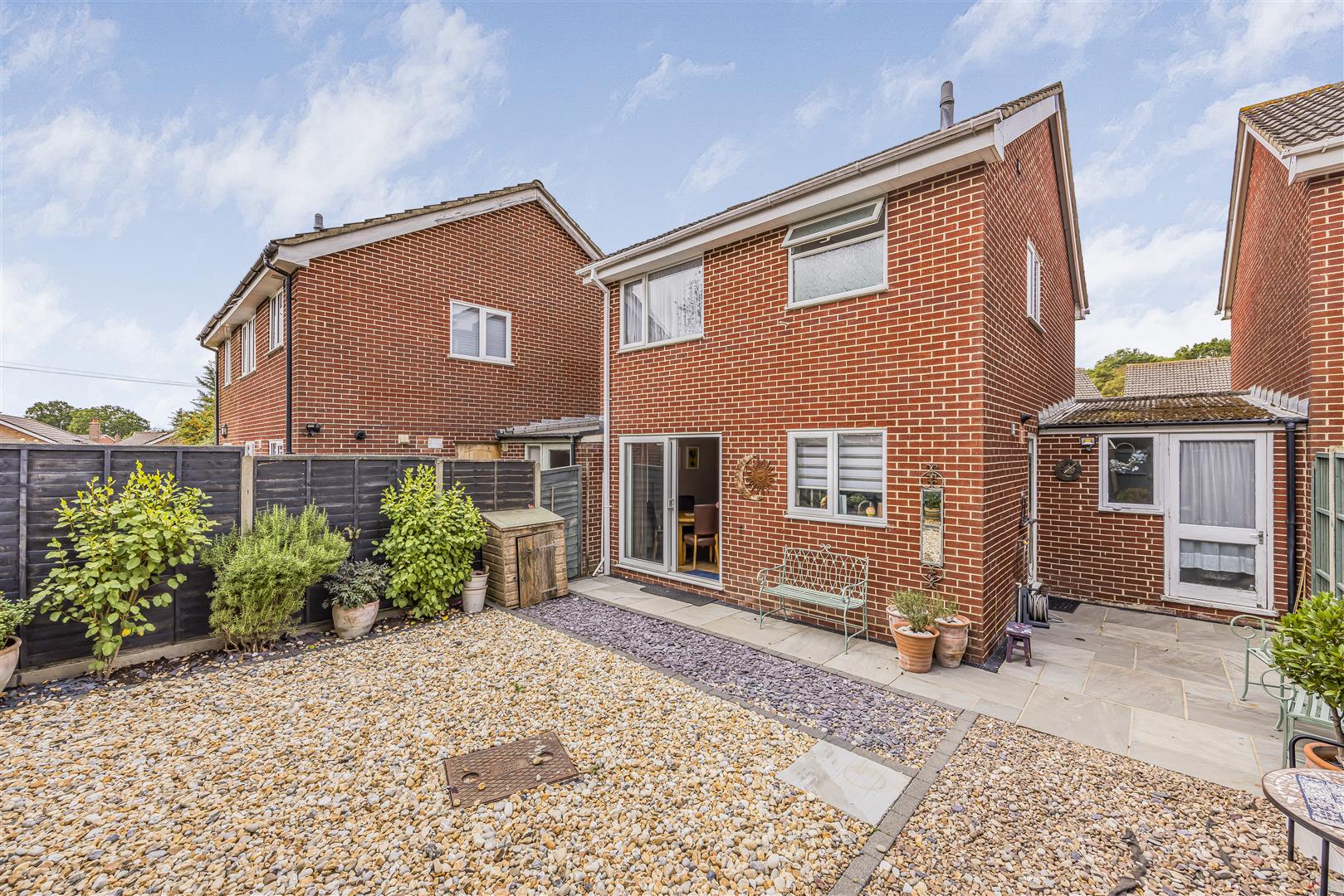 house - link detached for sale lisle way