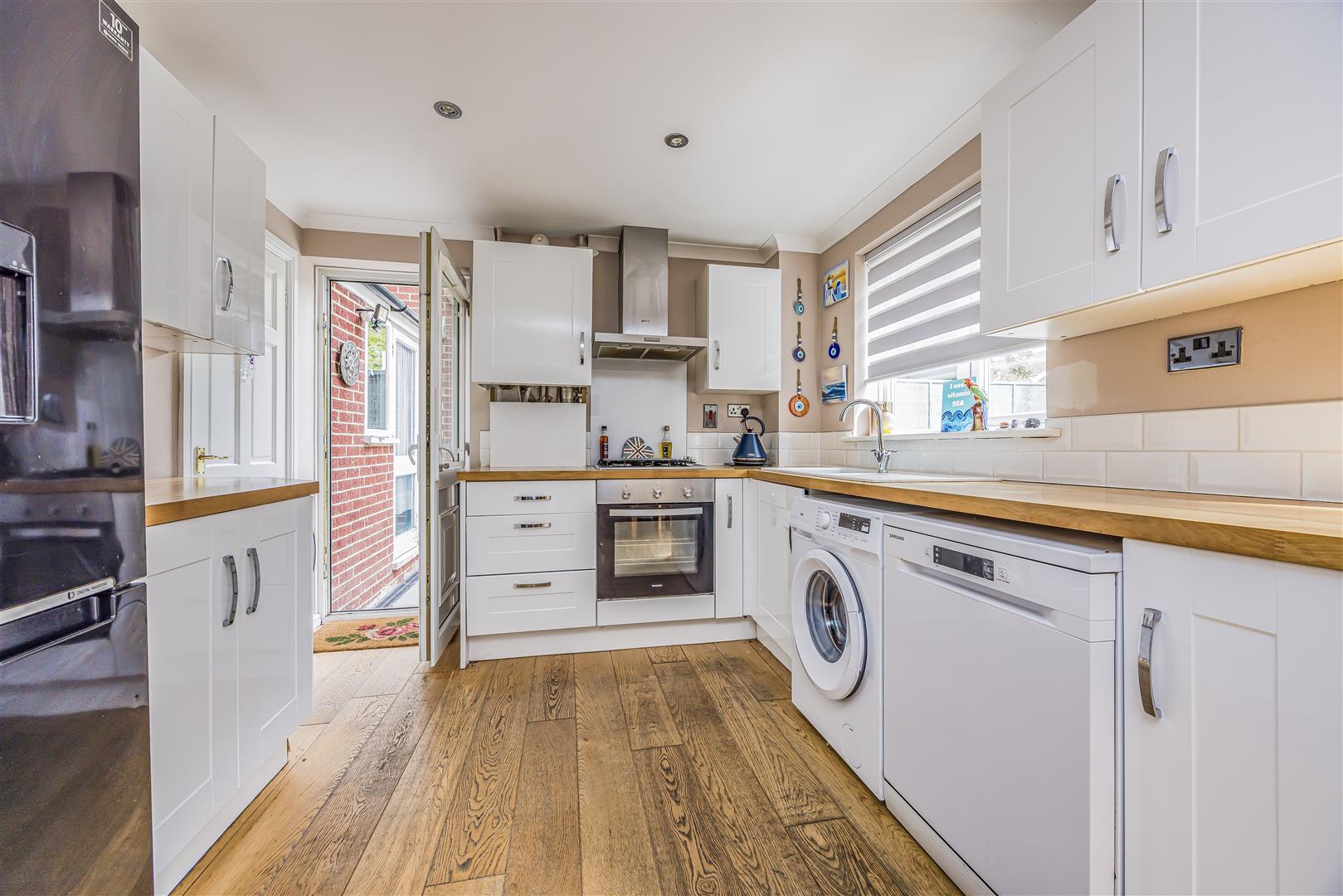 house - link detached for sale lisle way