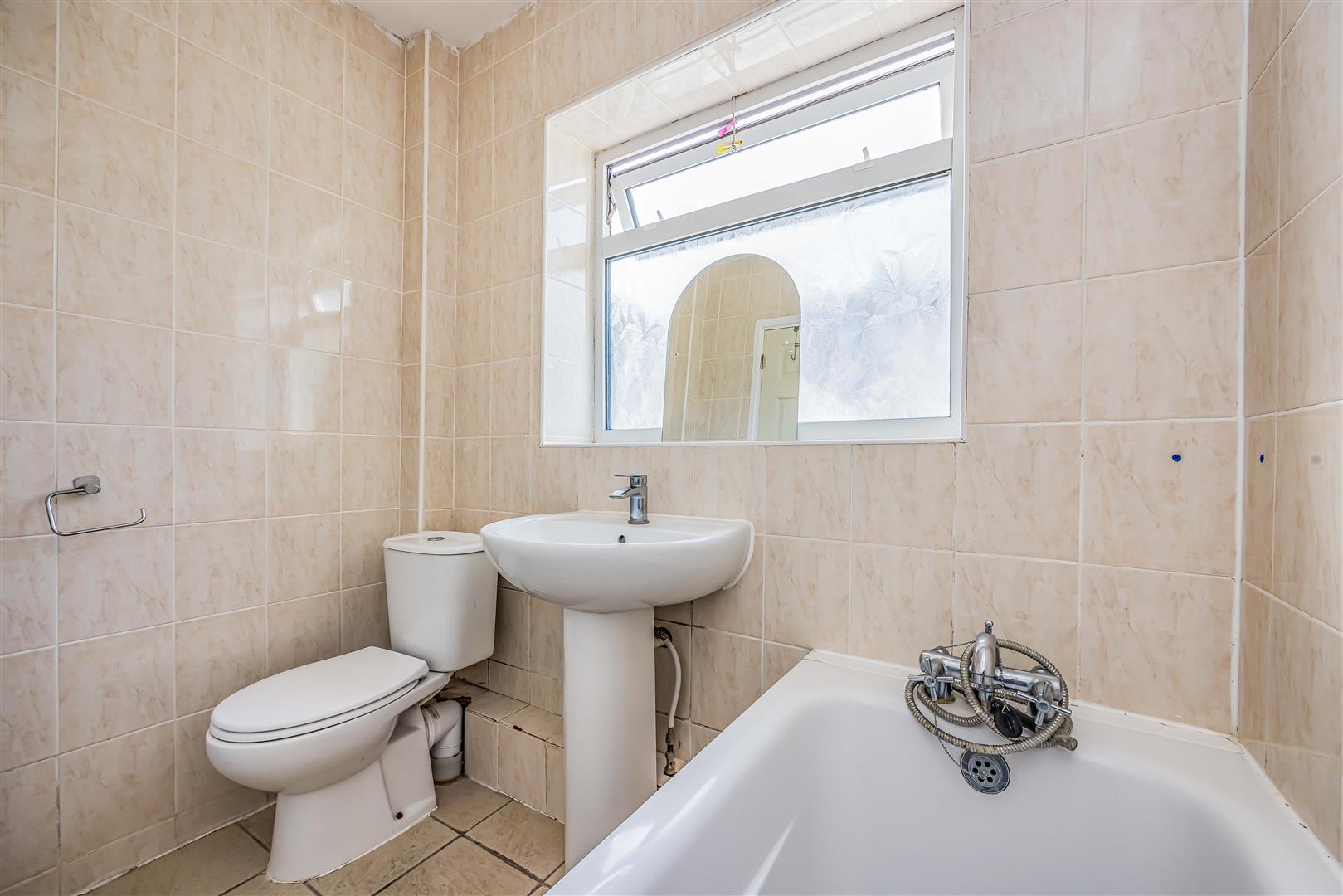 house for sale sutherland road