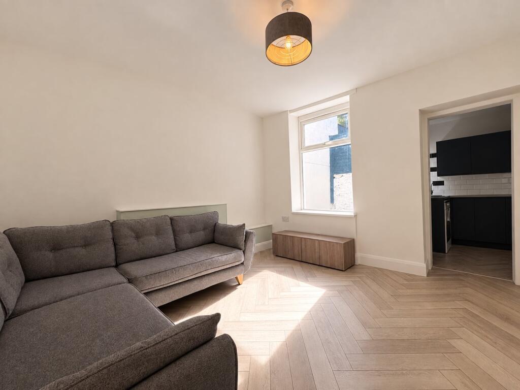 house of multiple occupancy for rent tower street
