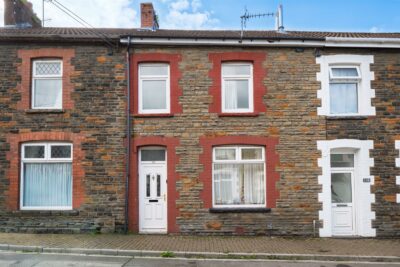 house - terraced for sale queen street