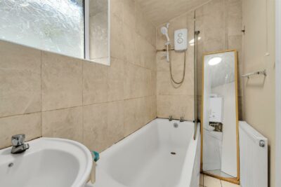 house - terraced for sale queen street