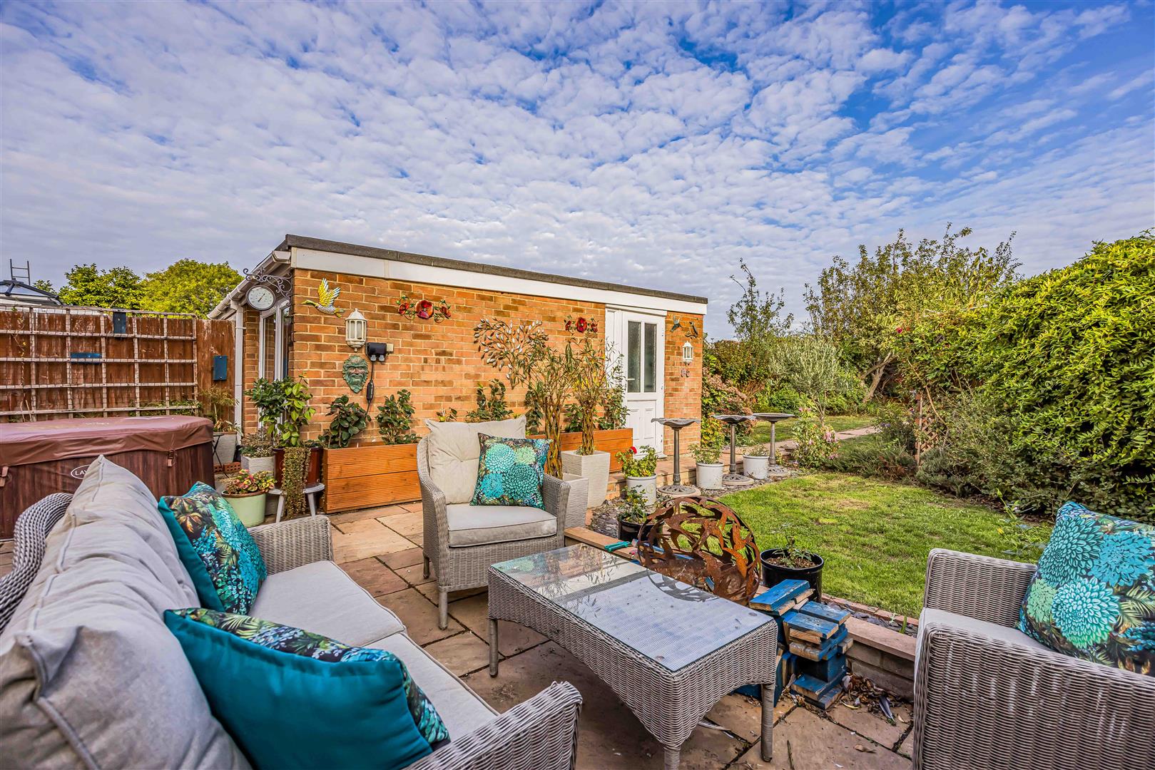 house for sale lind road