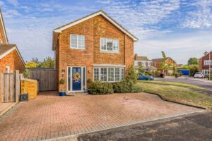 house for sale lind road