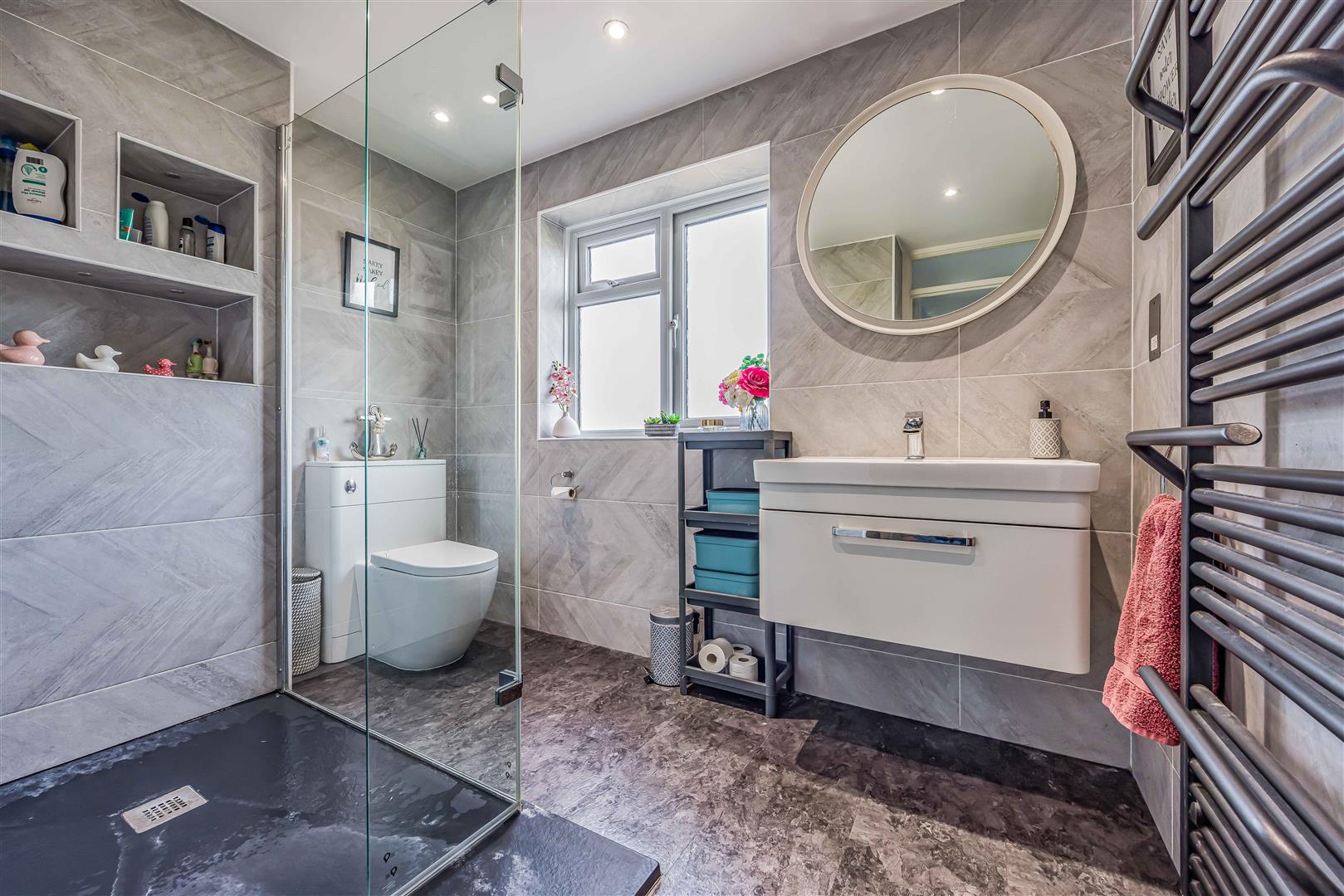 house for sale lind road