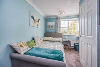 house for sale lind road