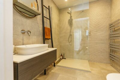 house - detached for sale hambledon road