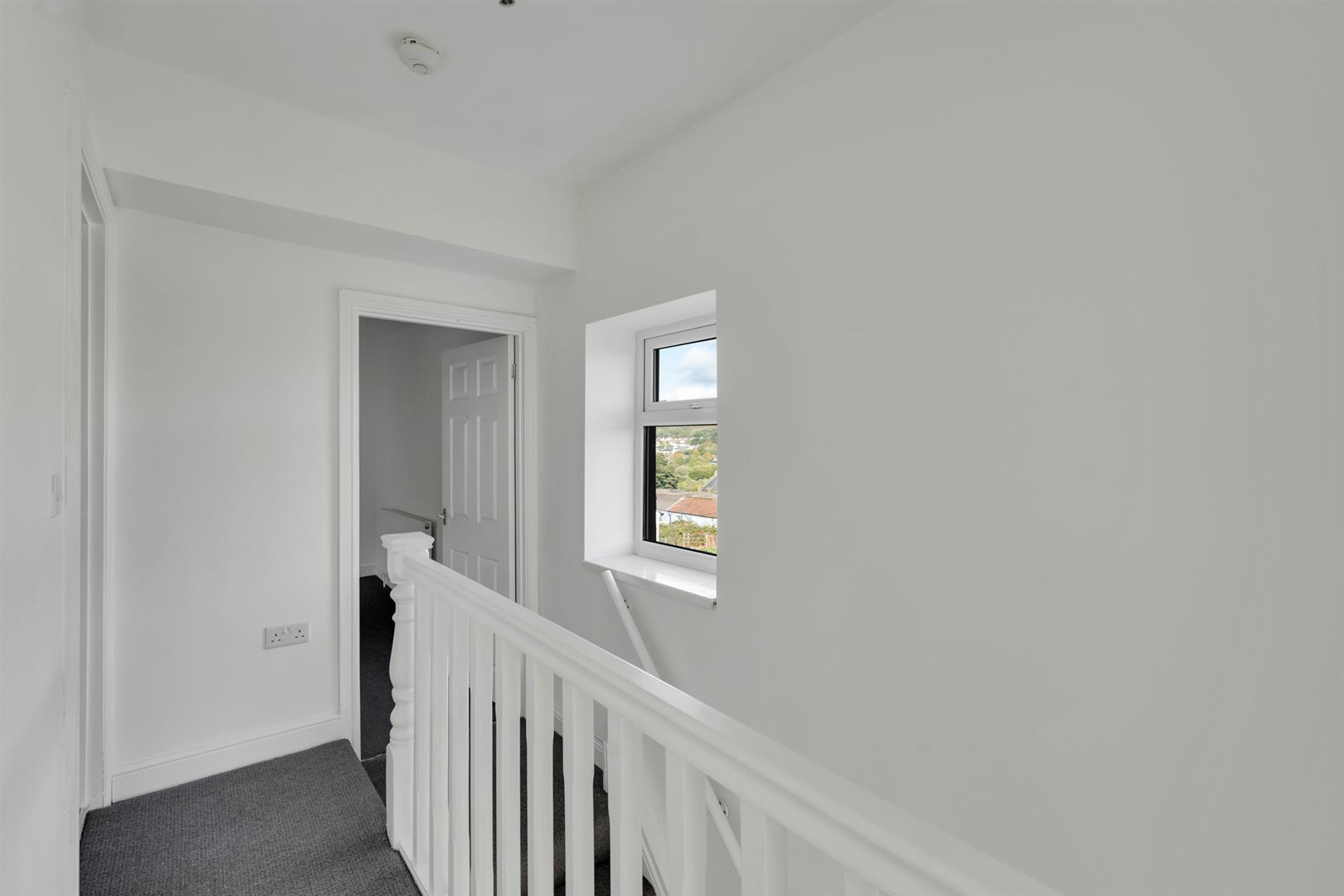 house for sale institute road