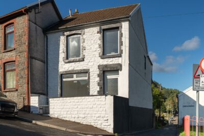 house for sale institute road