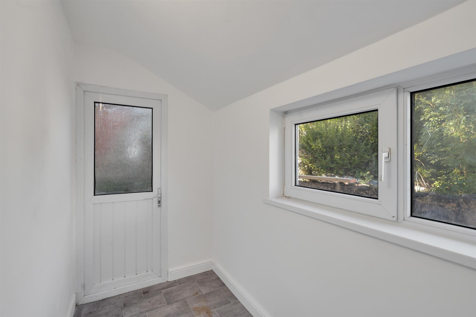 house for sale institute road