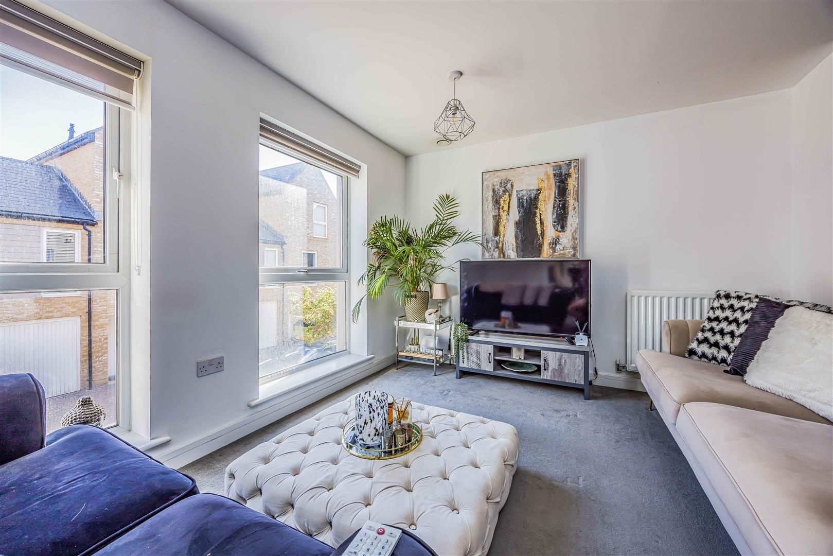 flat for sale brunel way