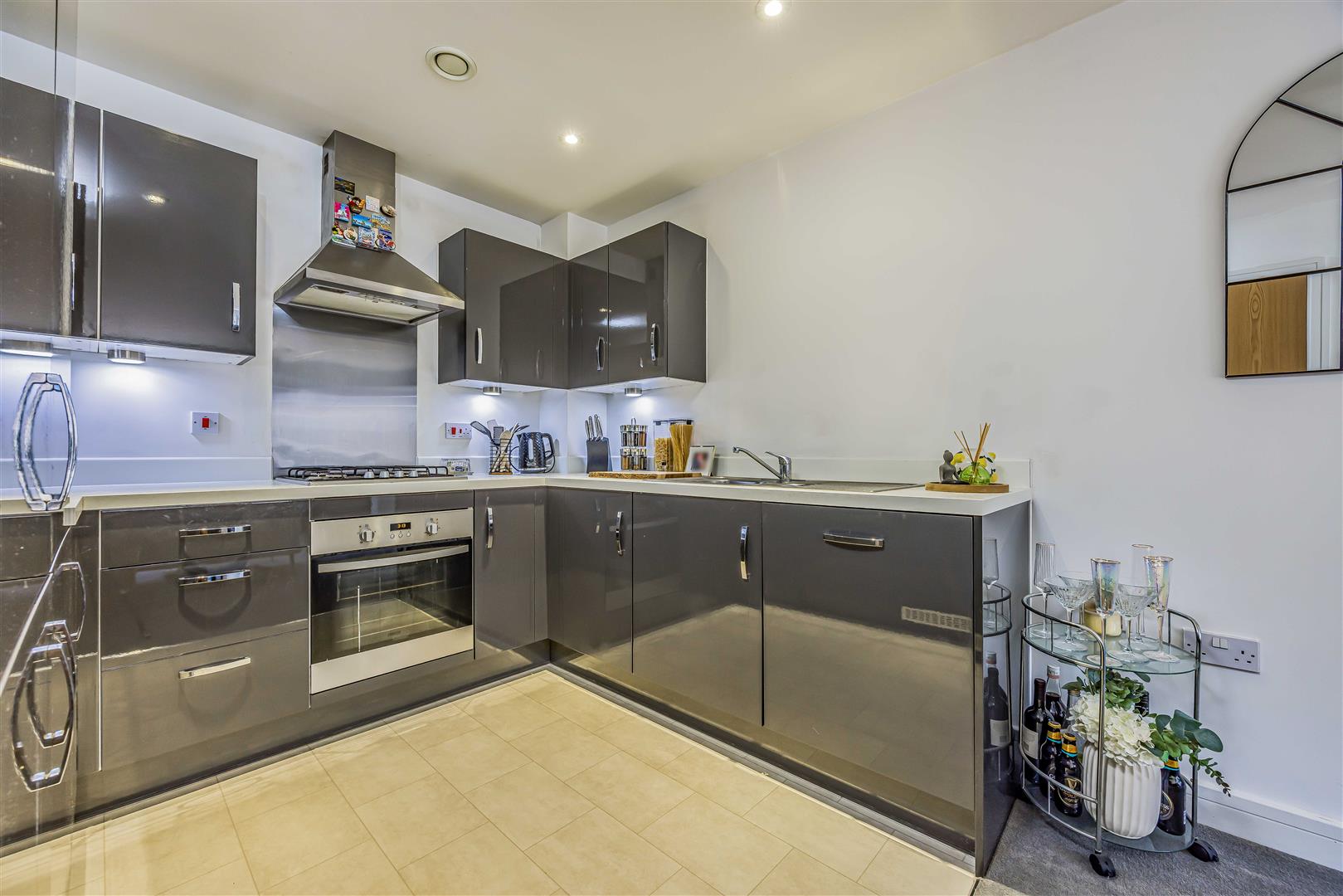 flat for sale brunel way