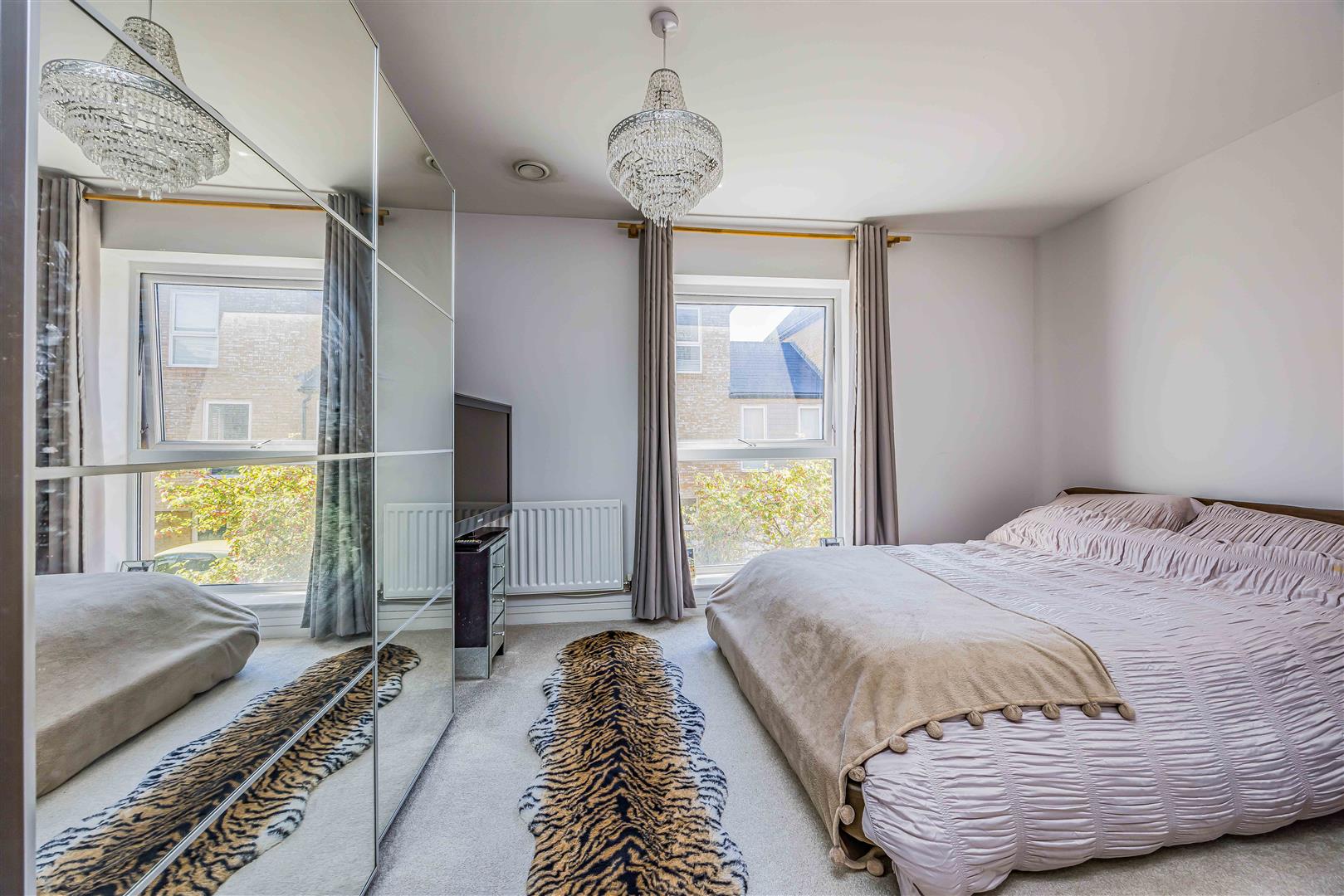 flat for sale brunel way